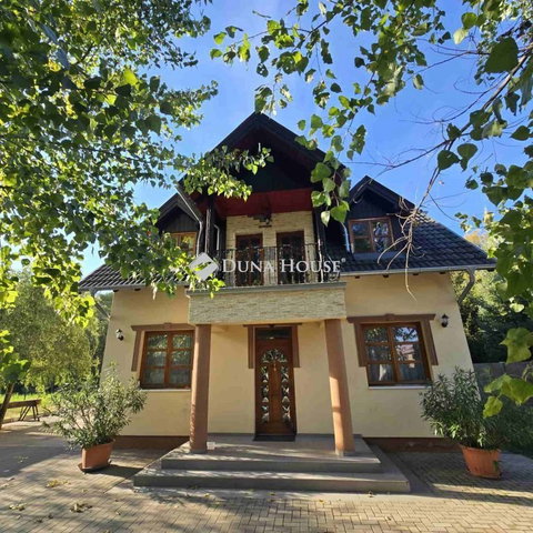 Eladó családi ház, Kecskeméten 89.9 M Ft, 4 szobás