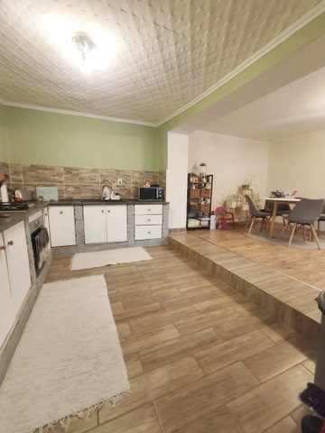 Eladó családi ház, Makón 32 M Ft, 2 szobás