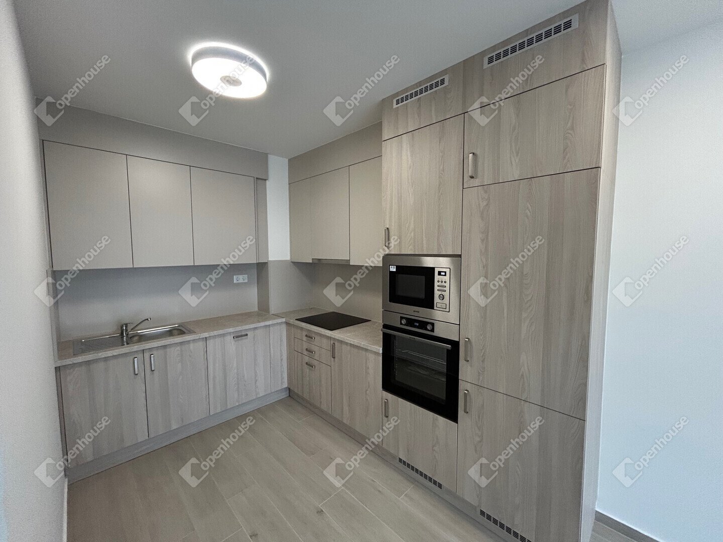 3 bed · 74m² · 279.300 ft
