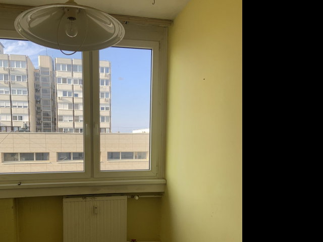 Eladó panellakás, Debrecenben, Piac utcában 58.5 M Ft, 1+2 szobás