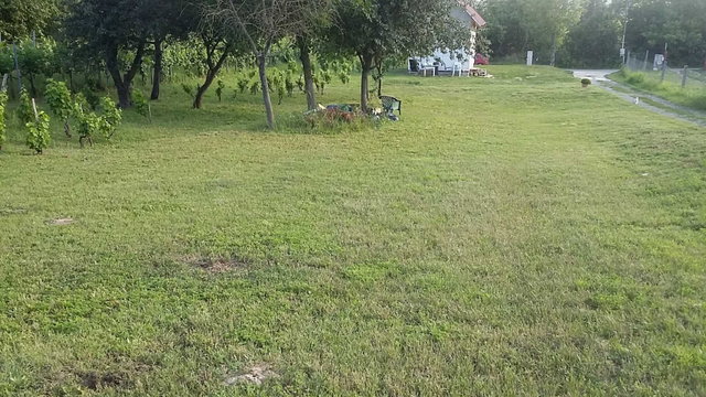 Eladó nyaraló, Vértesszőlősön 42 M Ft, 3 szobás