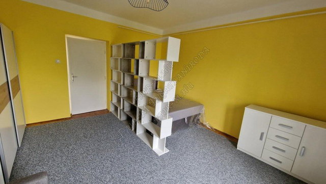Eladó téglalakás, Hódmezővásárhelyen 32.5 M Ft, 1 szobás