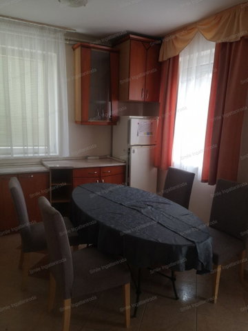 Kiadó sorház, albérlet, Nyíregyházán 325 E Ft / hó