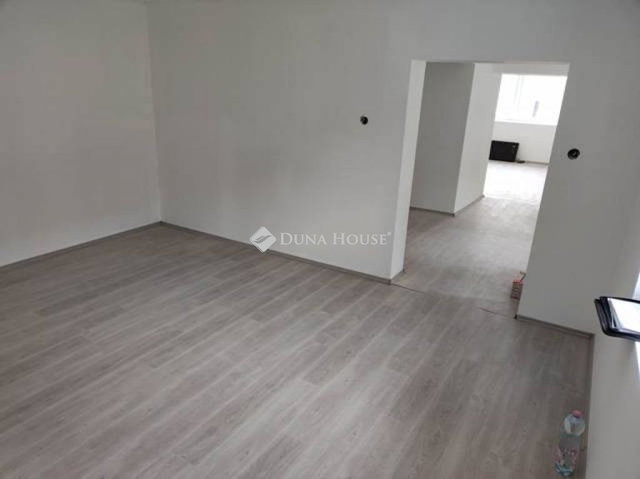 Eladó családi ház, Kányban 19.9 M Ft, 2 szobás