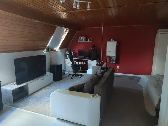 Eladó családi ház, Szegeden 110 M Ft, 4 szobás