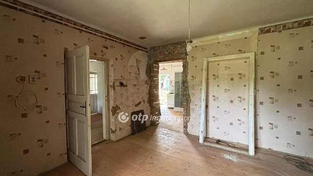 Eladó családi ház, Szirákon 11.9 M Ft, 4 szobás