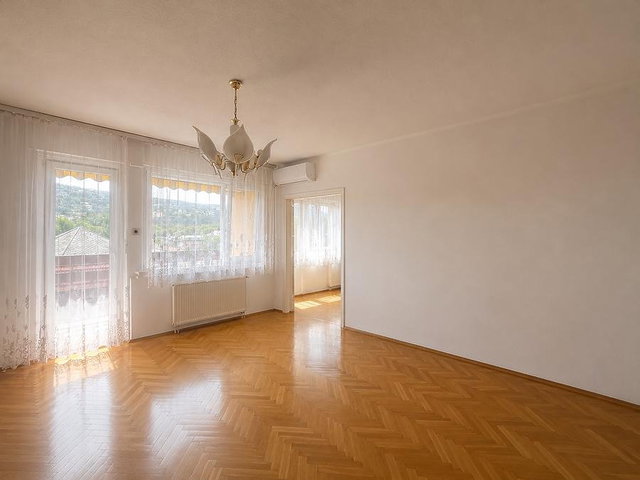 Eladó téglalakás, Budapesten, II. kerületben, Rhédey utcában
