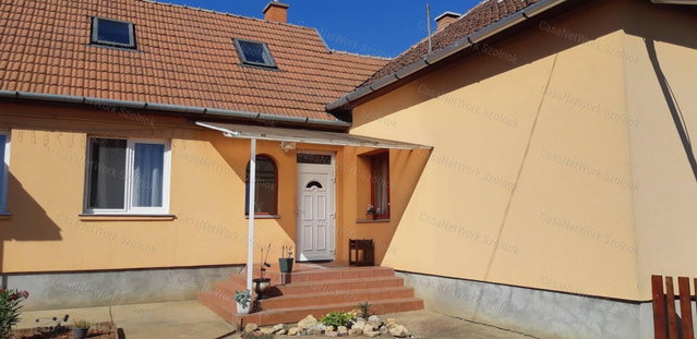 Eladó családi ház, Szolnokon 78.9 M Ft, 5+2 szobás