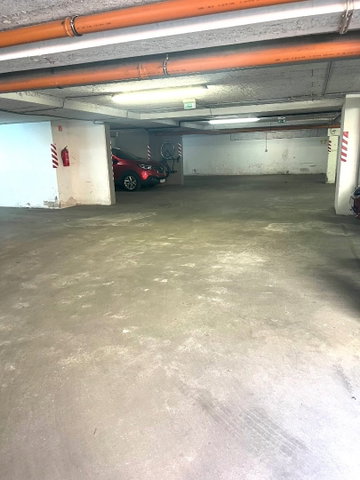 Eladó garázs, Budapesten, XV. kerületben, Pázmány Péter utcában