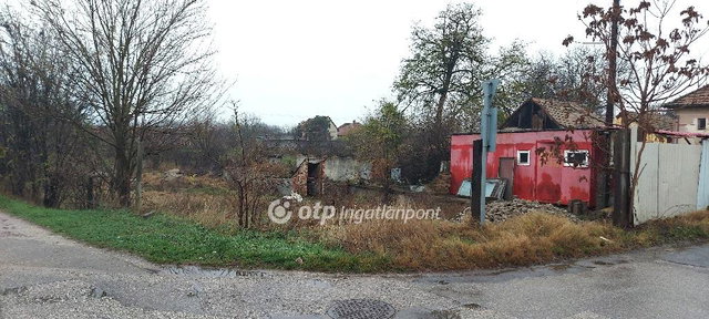Eladó telek, Tiszaföldváron 8 M Ft / költözzbe.hu
