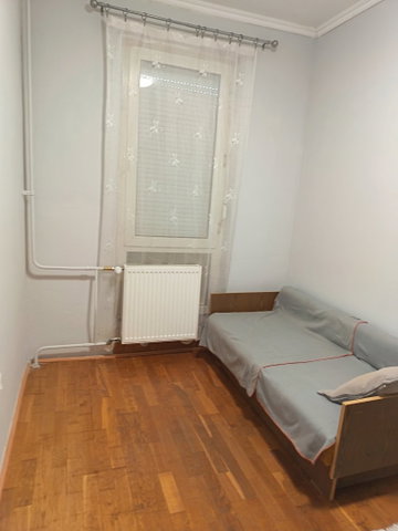 Eladó panellakás, Kaposváron, Füredi utcában 29.9 M Ft