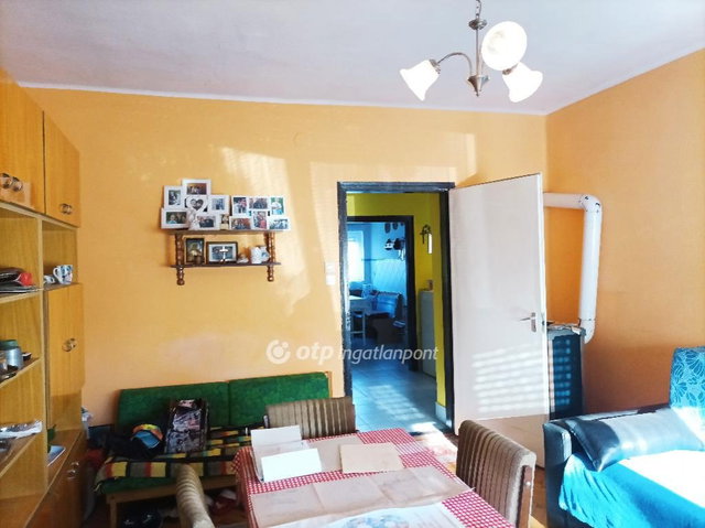 Eladó családi ház, Gyepükajánon 28 M Ft, 3 szobás