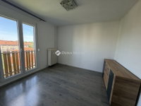Eladó panellakás, Pécsett 49.9 M Ft, 2 szobás