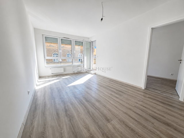 Eladó téglalakás, Budapesten, VIII. kerületben 74.9 M Ft