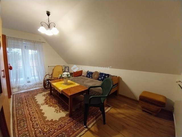 Eladó családi ház, Szegeden 199.9 M Ft, 7+1 szobás
