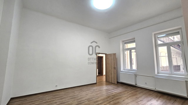 Eladó téglalakás, Budapesten, V. kerületben 189 M Ft, 3 szobás