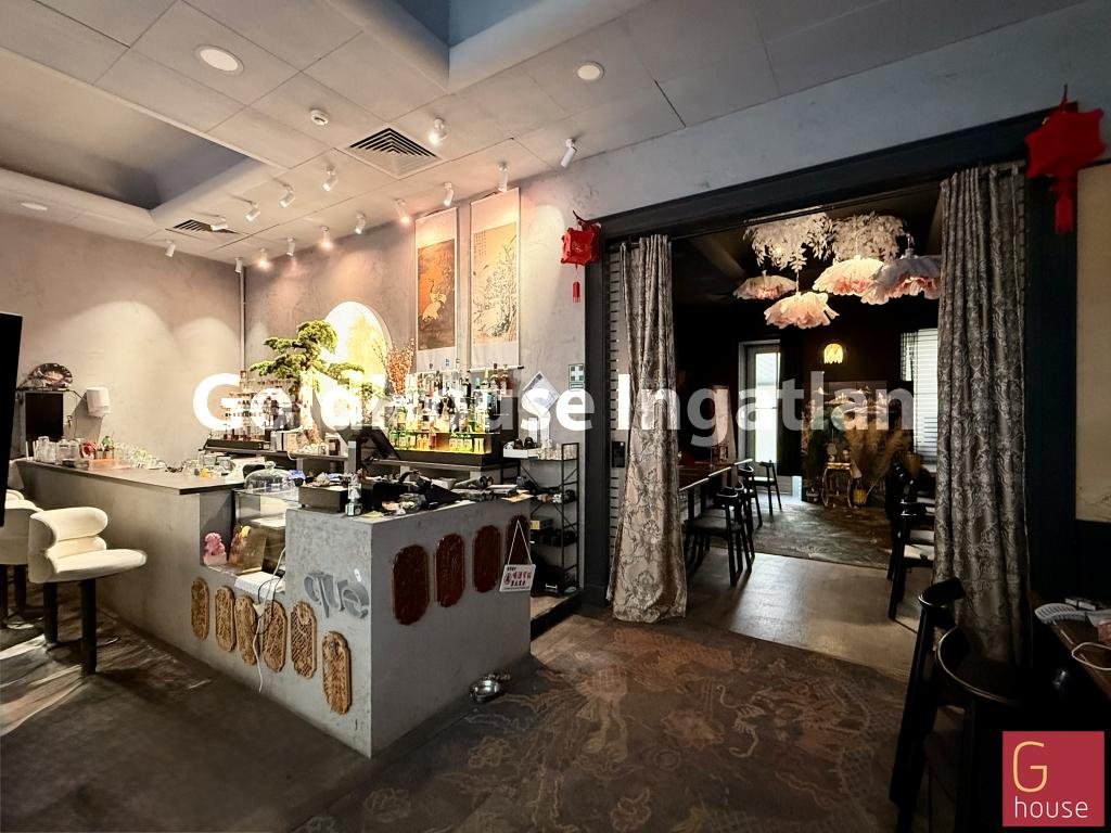 220m² · 1.016.400 ft