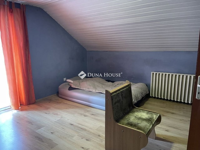 Eladó családi ház, Baján 49 M Ft, 4 szobás