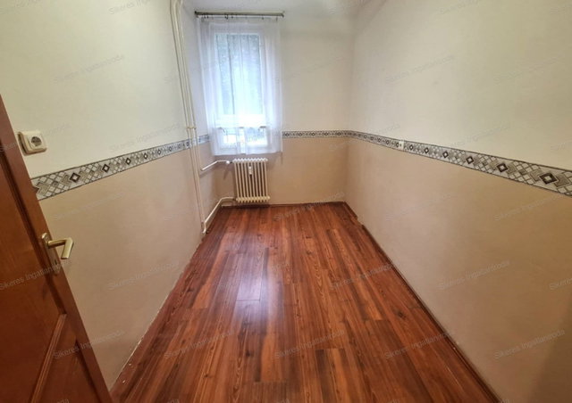 Eladó téglalakás, Tatabányán 34.99 M Ft, 1+1 szobás