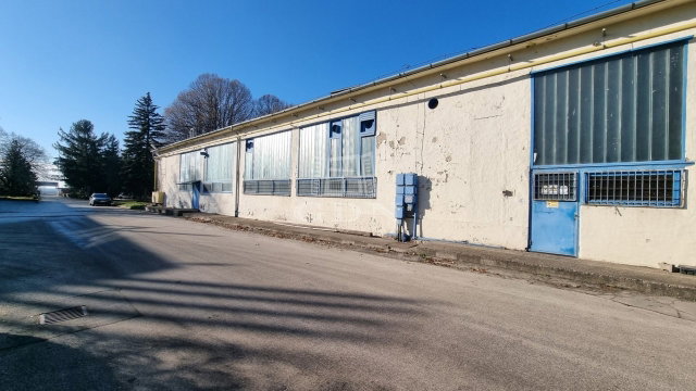 Kiadó ipari ingatlan, Székesfehérvárott 762 E Ft / hó