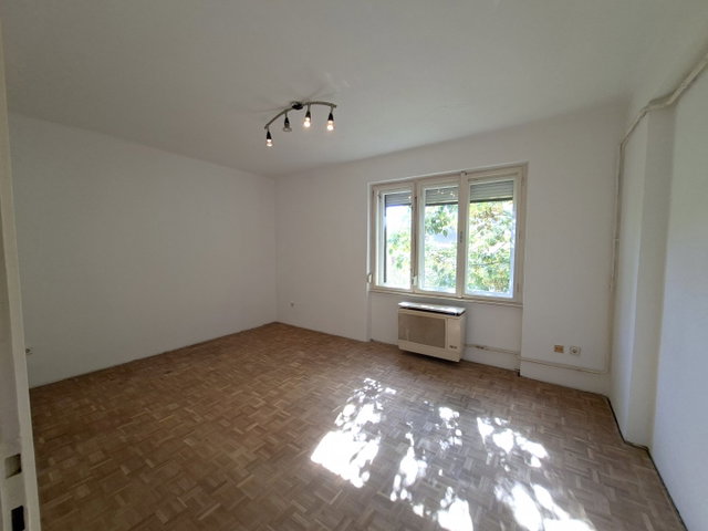 Eladó téglalakás, Zalaegerszegen 29.9 M Ft, 1 szobás