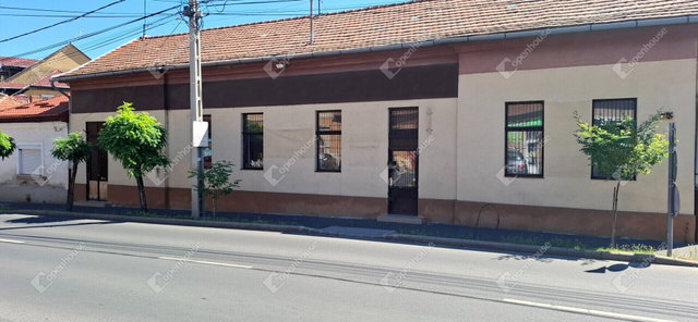 Eladó üzlethelyiség, Sátoraljaújhelyen 32 M Ft, 5 szobás