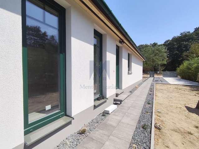 Eladó családi ház, Gönyűn 115 M Ft, 4 szobás