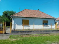 Eladó családi ház, Heréden 25 M Ft, 2 szobás
