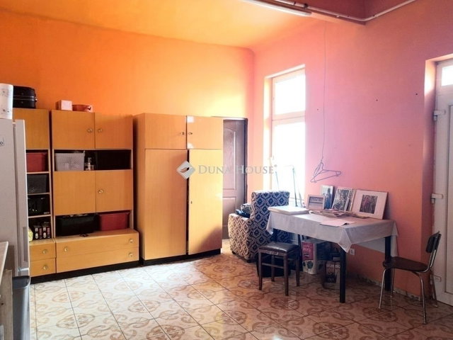 Eladó családi ház, Budapesten, XX. kerületben 60 M Ft, 3 szobás