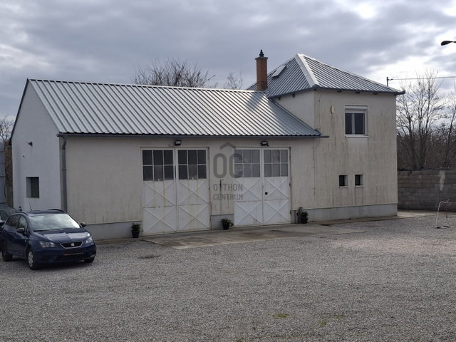 Eladó ipari ingatlan, Pécsett 119 M Ft / költözzbe.hu