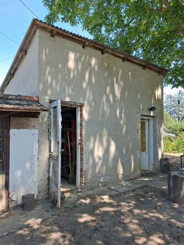 Eladó mezogazdasagi ingatlan, Szolnokon 12.5 M Ft, 1 szobás