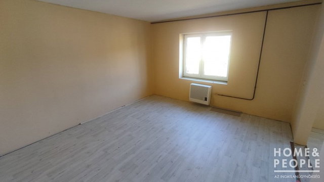 Eladó családi ház, Hódmezővásárhelyen 29.9 M Ft, 2 szobás