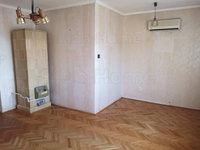 Eladó téglalakás, Győrött 46 M Ft, 2 szobás