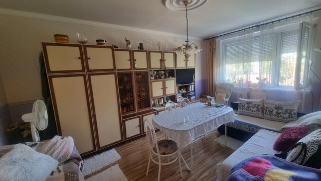 Eladó téglalakás, Szegeden 41.9 M Ft, 1+1 szobás