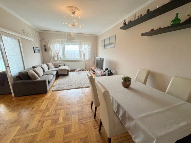 Eladó téglalakás, Nyíregyházán, Sóstói úton 79.99 M Ft