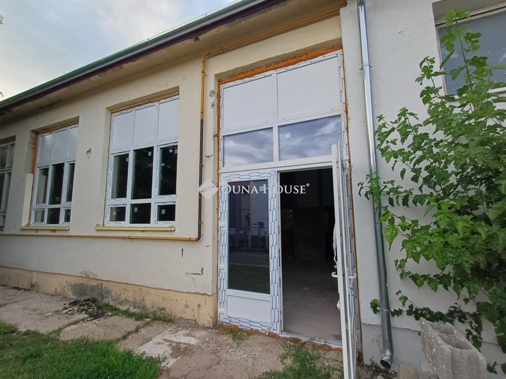 77m² · 150.000 ft