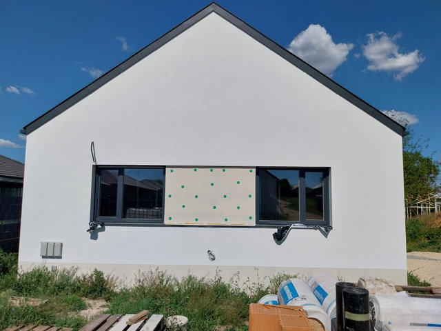 Eladó családi ház, Székesfehérvárott 113 M Ft, 4 szobás