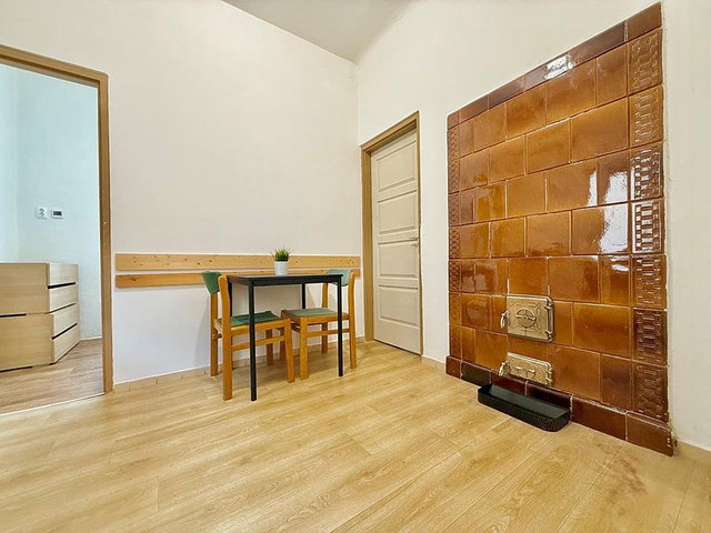 Eladó családi ház, Budapesten, III. kerületben 64.9 M Ft