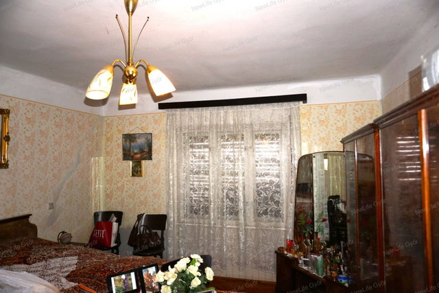 Eladó családi ház, Bágyogszováton 25.9 M Ft, 2 szobás