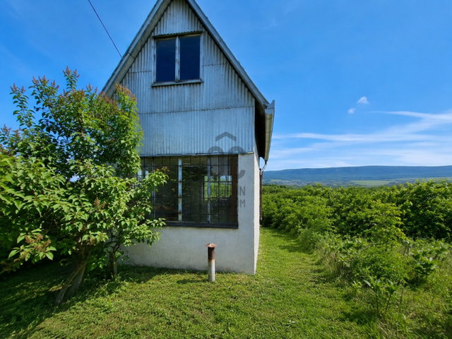Eladó telek, Vértesszőlősön 8.9 M Ft / költözzbe.hu