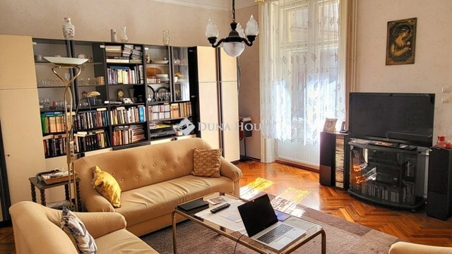 Eladó téglalakás, Budapesten, VI. kerületben 115 M Ft, 3 szobás