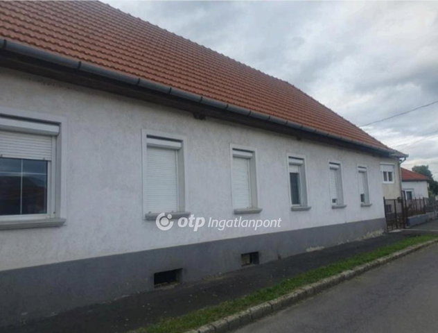 Eladó családi ház, Sátoraljaújhelyen 42.5 M Ft, 4+1 szobás