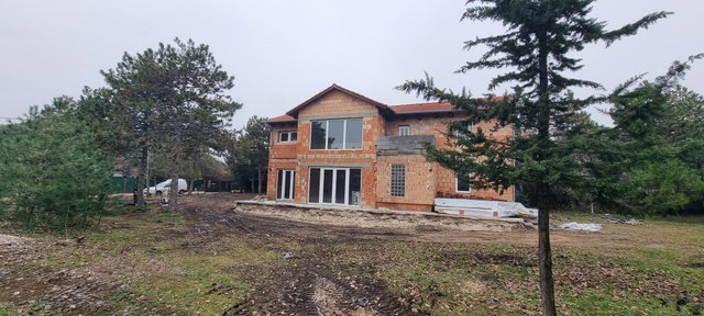 Eladó családi ház, Érden 135 M Ft, 7 szobás