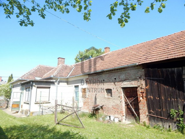 Eladó családi ház, Felsőjánosfán 23.99 M Ft, 2 szobás