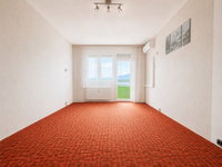 Eladó panellakás, Dunaújvárosban 28.9 M Ft, 2 szobás