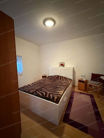 Kiadó téglalakás, albérlet, Tatán 220 E Ft / hó, 2 szobás