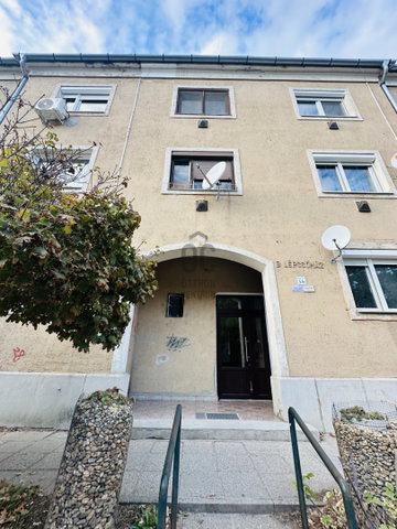Eladó téglalakás, Gödöllőn, Zombor utcában 35.9 M Ft