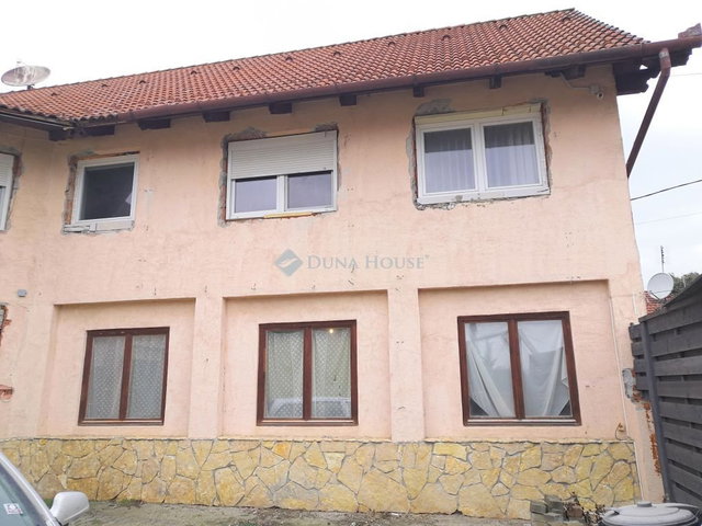 Eladó családi ház, Pilisborosjenőn 199 M Ft, 13+1 szobás