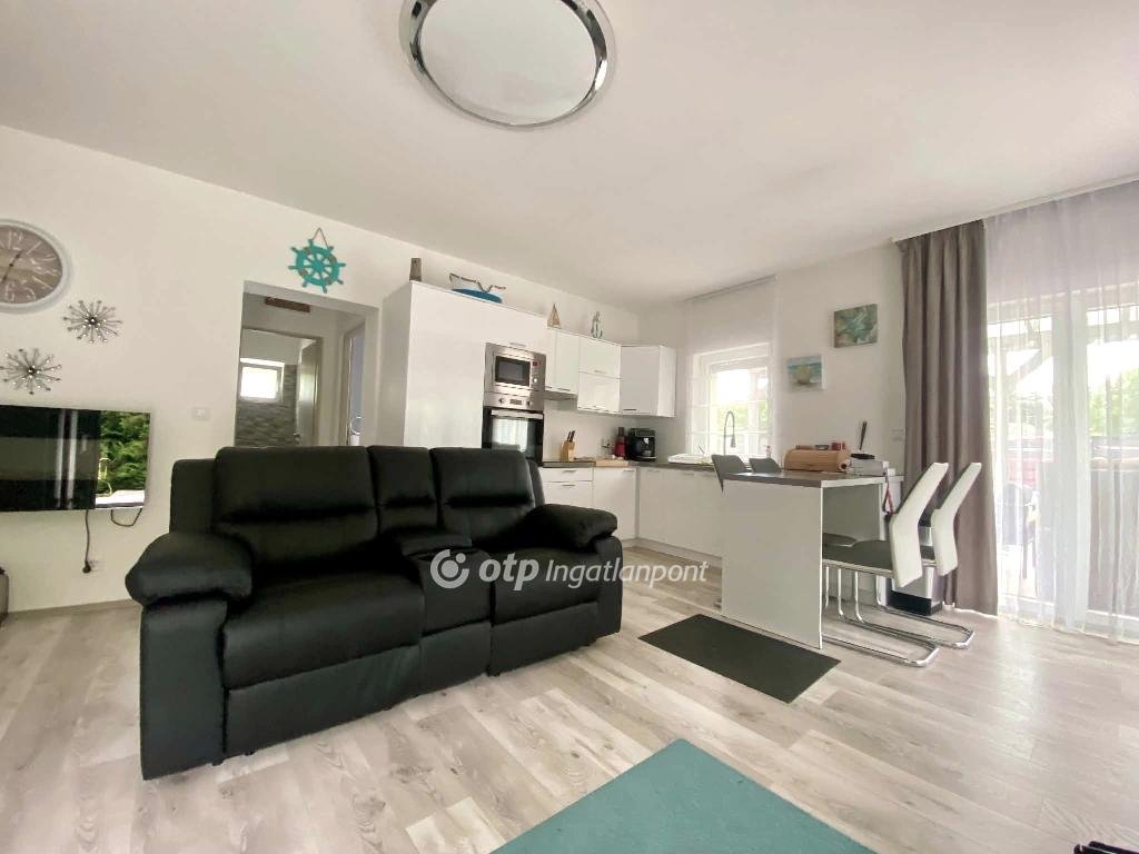 4 bed · 161m² · 140.000.000 ft