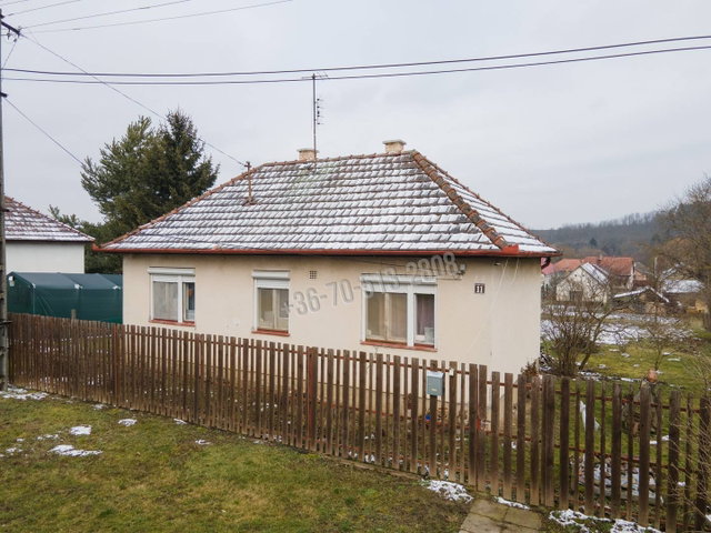 Eladó családi ház, Patakon 16 M Ft, 1 szobás